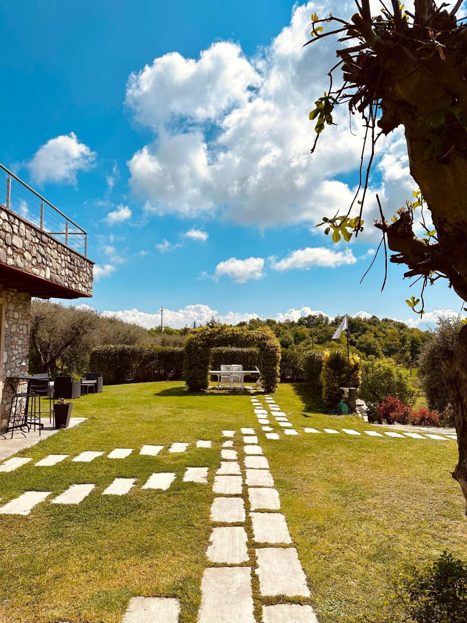 Holiday Home Sovenigo Пуеняго Екстериор снимка