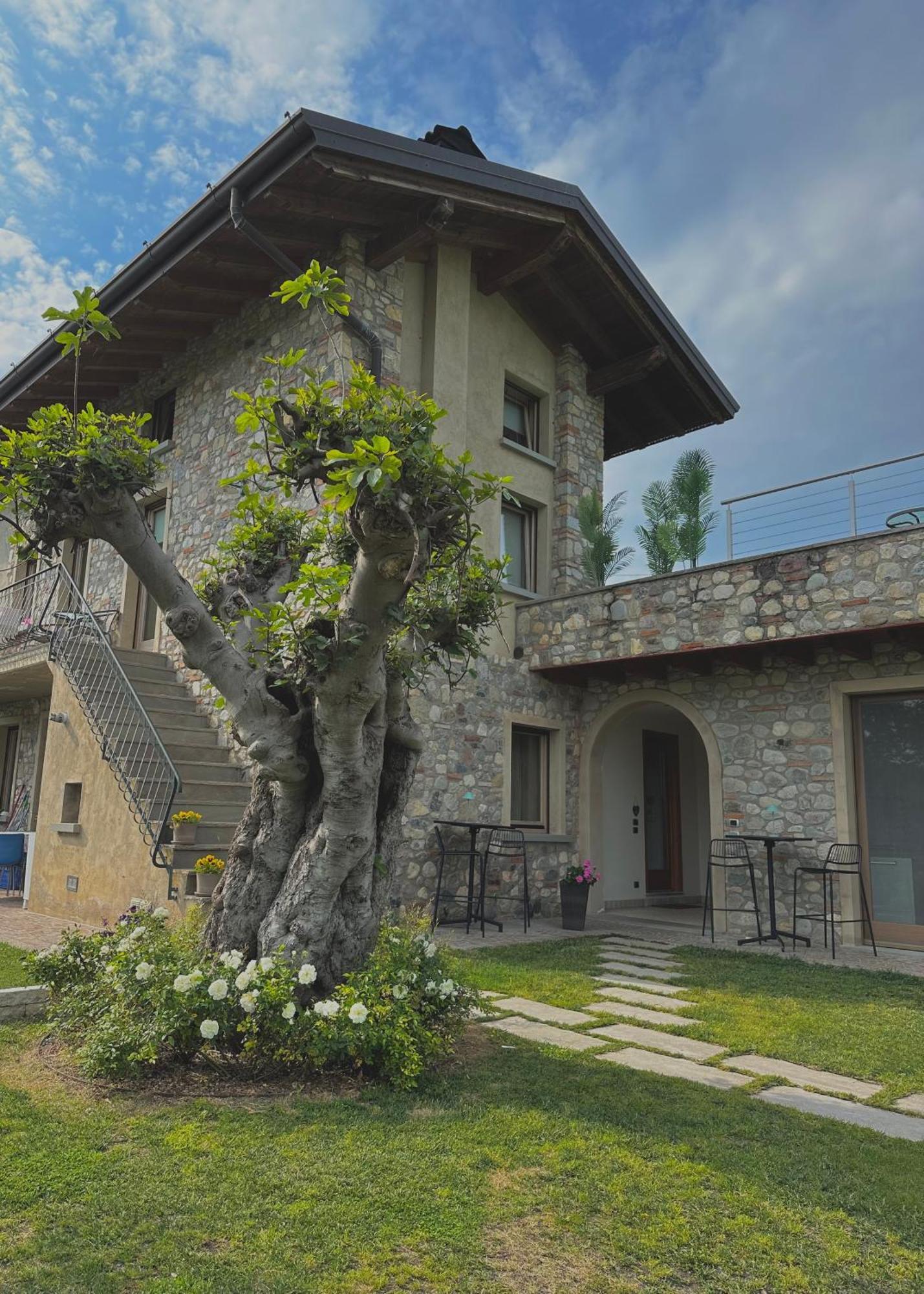 Holiday Home Sovenigo Пуеняго Екстериор снимка
